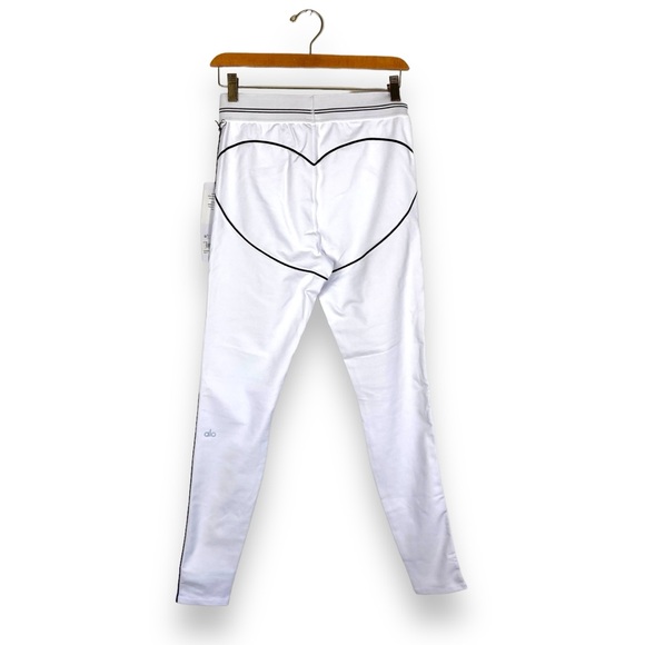 NWT Brand New ALO Airbrush High-Waist Heart Throb Leggings White Black Medium - Picture 11 of 14